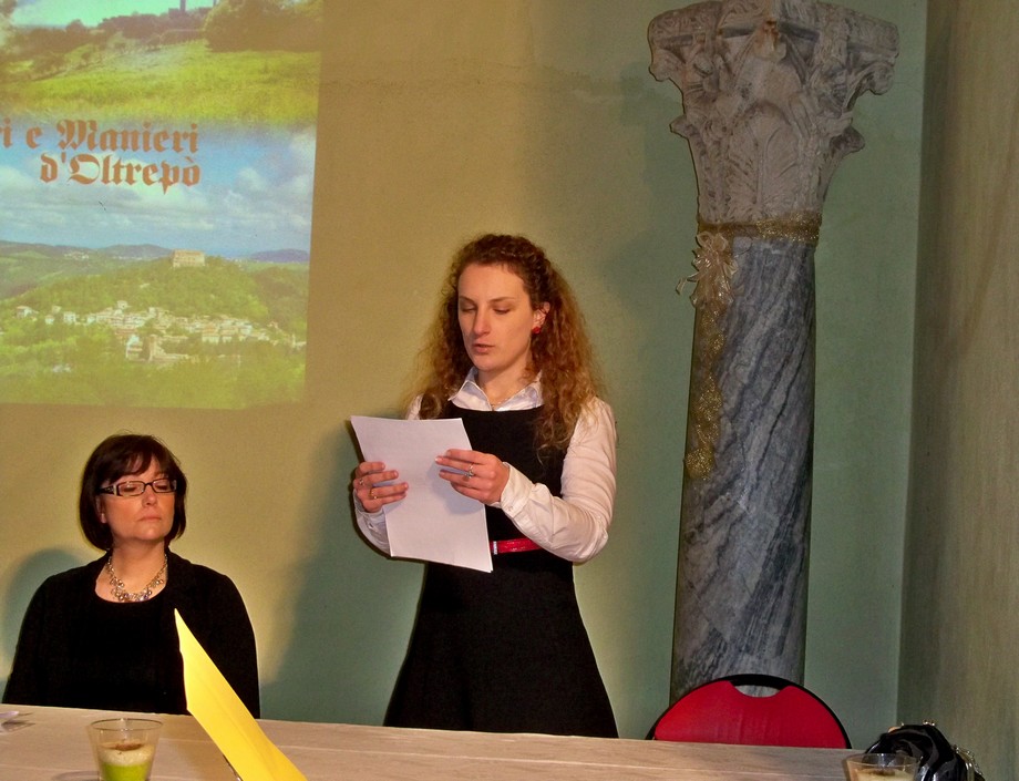 The presentation of the book Misteri e manieri d'Oltrepò, with one of my tales